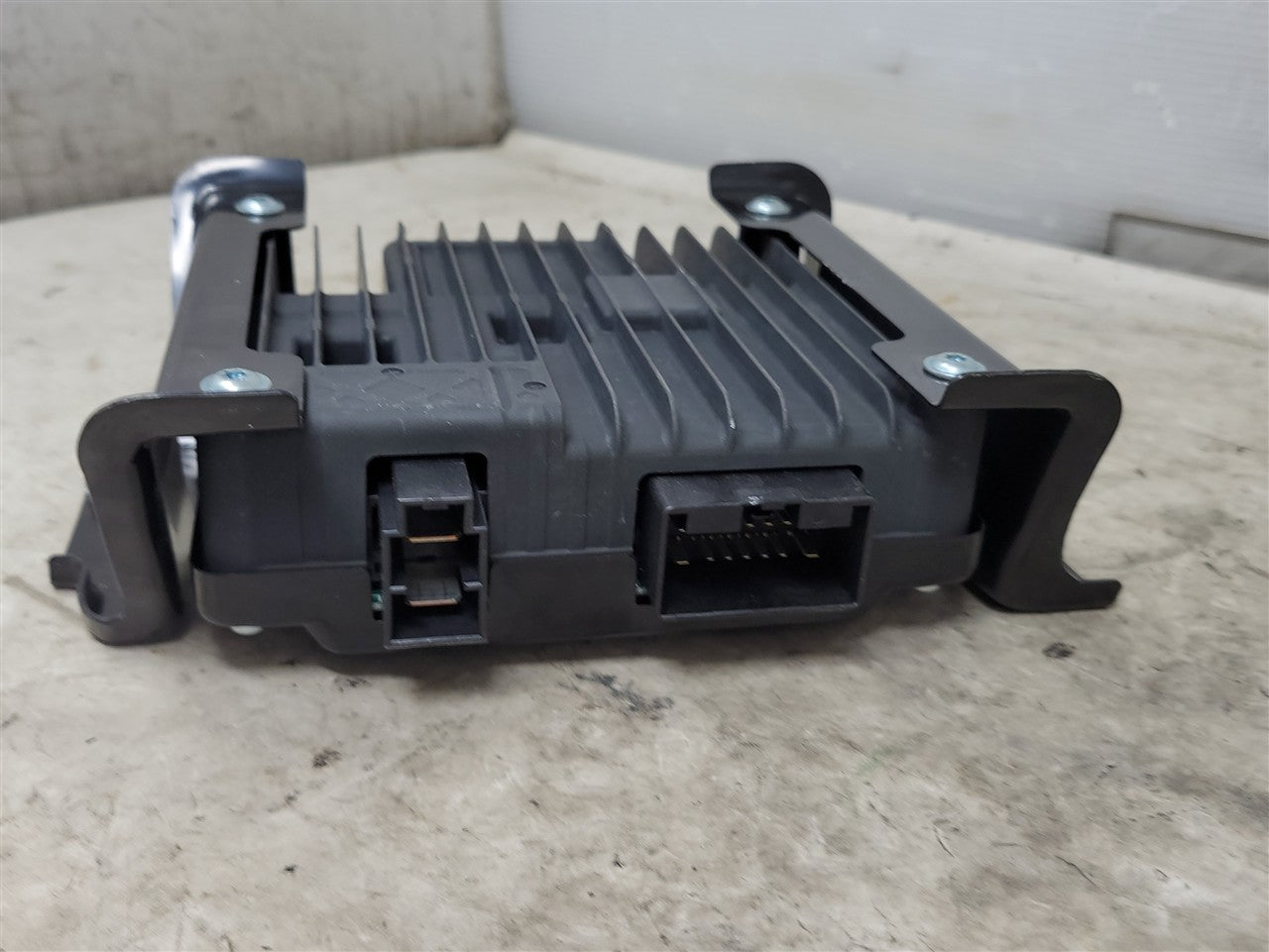 2023 SIERRA150 AC DC INVERTER MODULE 84962936 34380 - image 8