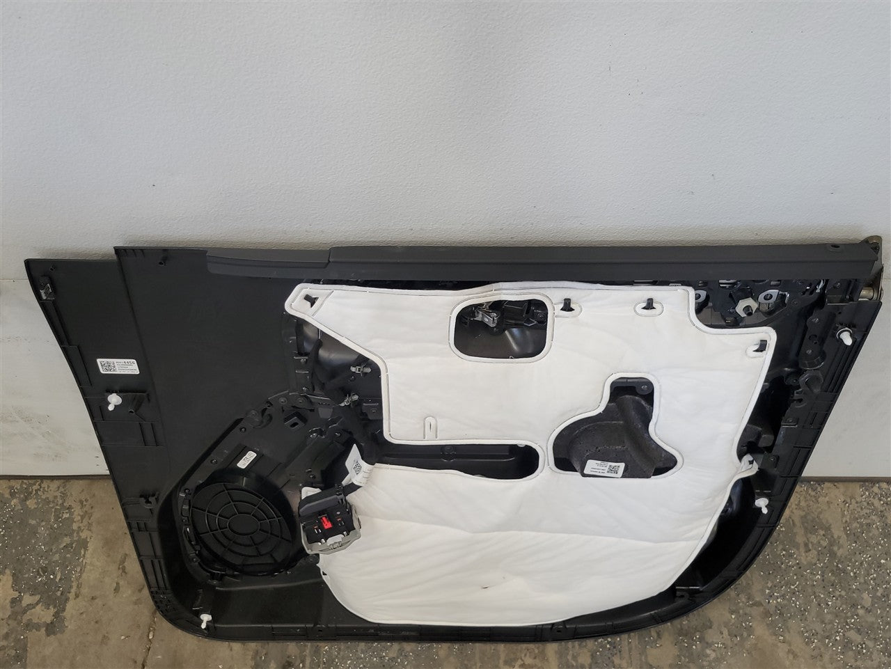 2023 SIERRA150 FRONT LH DRIVER AT4 DOOR PANEL TRIM 34386 - image 10