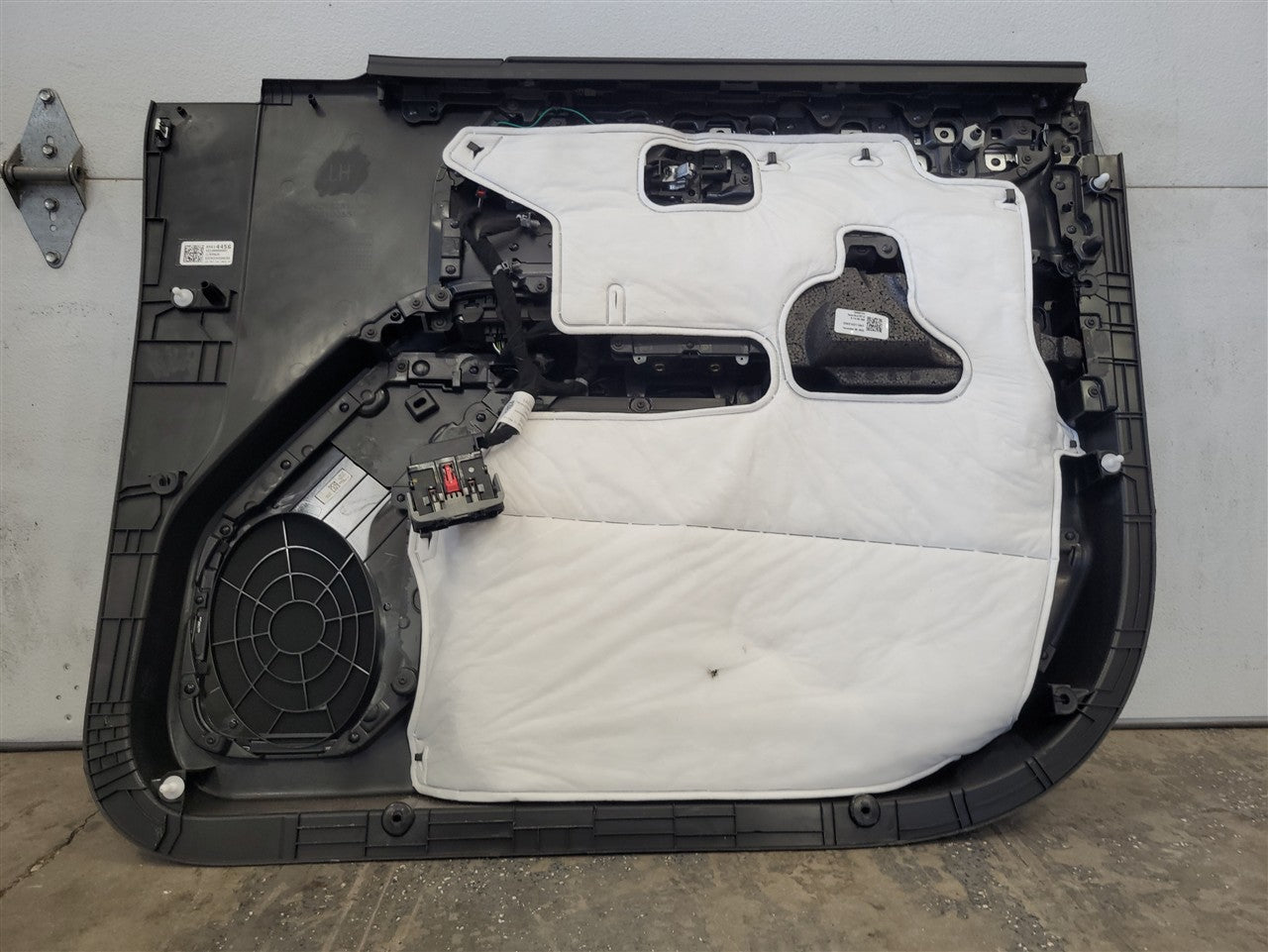 2023 SIERRA150 FRONT LH DRIVER AT4 DOOR PANEL TRIM 34386 - image 11