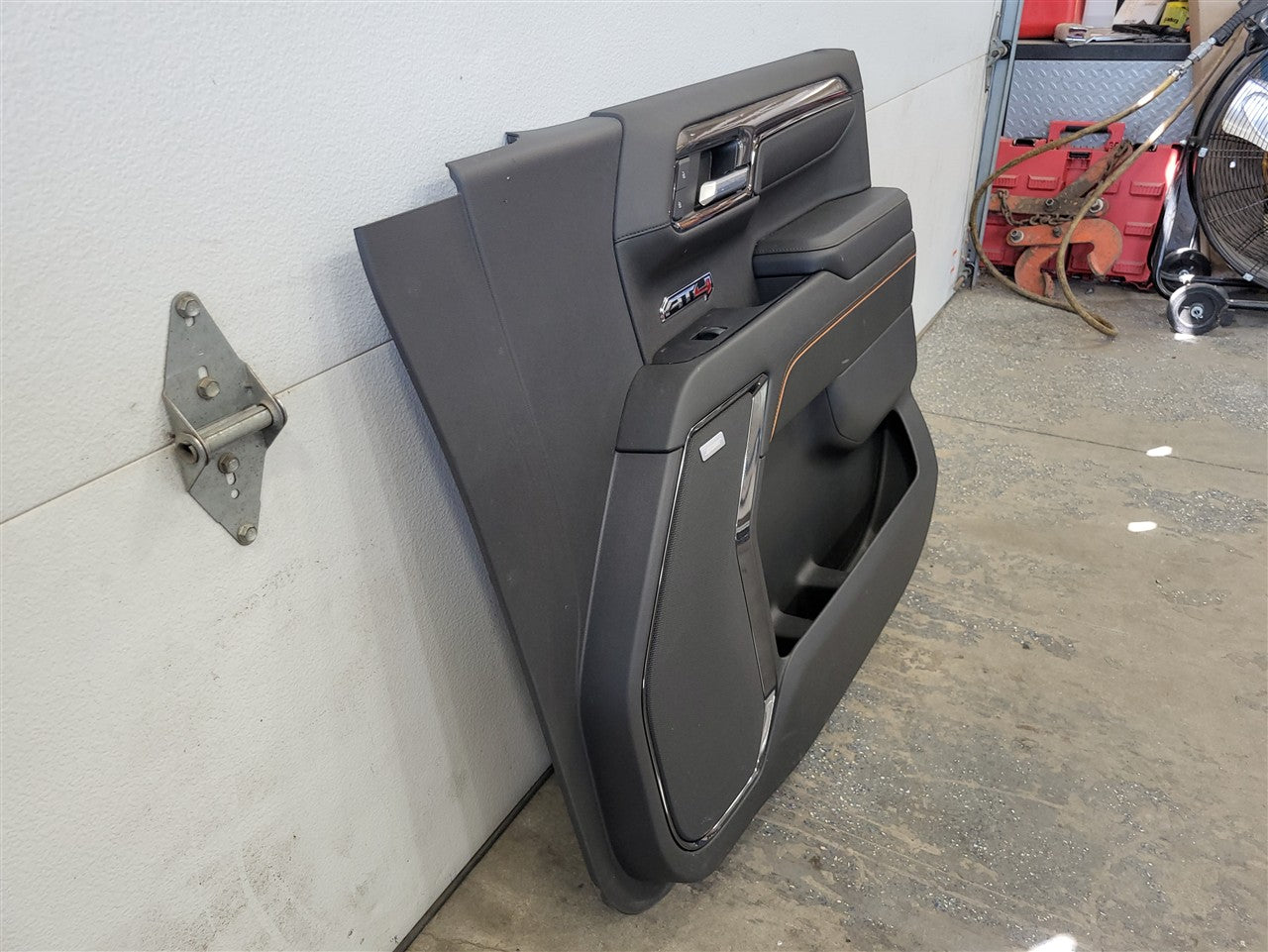 2023 SIERRA150 FRONT RH PASSENGER AT4 DOOR PANEL TRIM 34387 - image 3