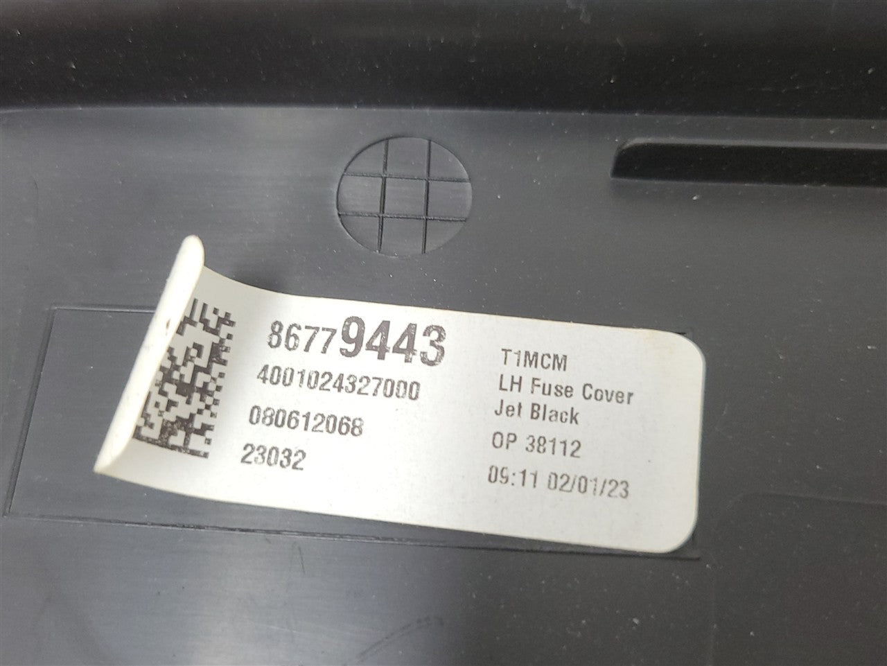 2023 SIERRA150 LH DASH END CAP FUSE COVER 86779443 34388 - image 6