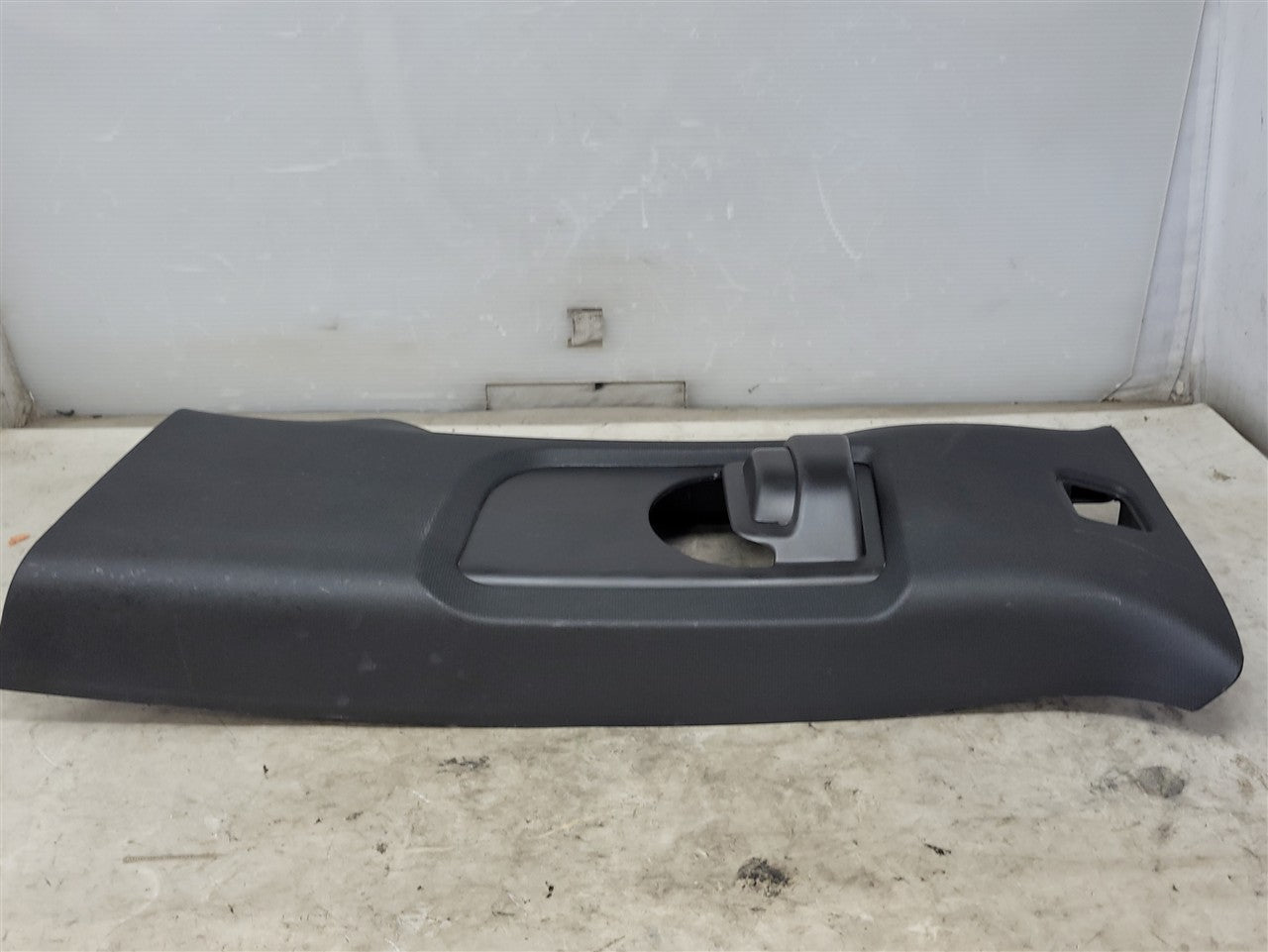 2023 SIERRA150 LH DRIVER UPPER B PILLAR BLACK WITH SEAT BELT ADJUSTER 34391 - image 7