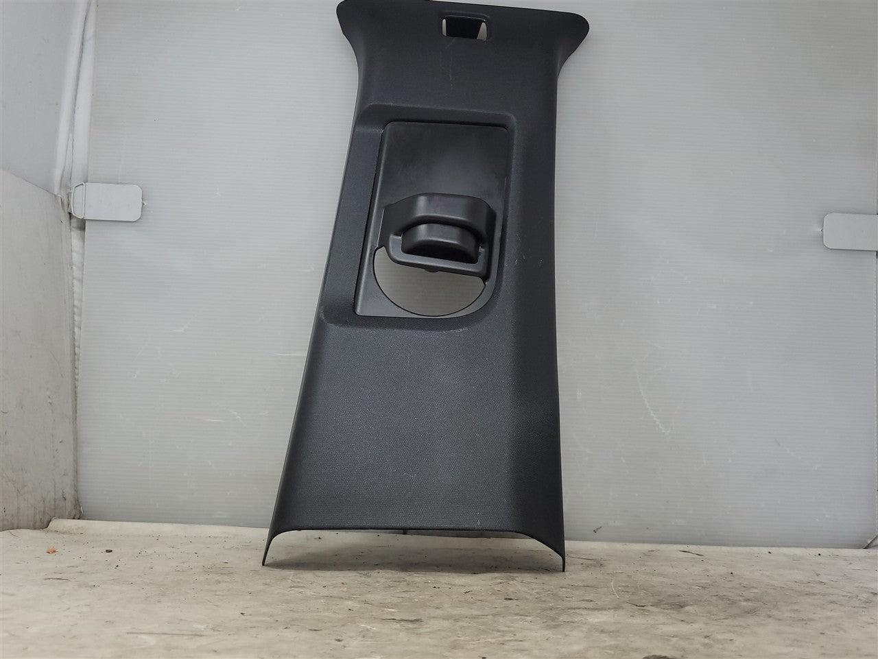 2023 SIERRA150 RH PASSENGER UPPER B PILLAR BLACK WITH SEAT BELT ADJUSTER 34392 - image 2
