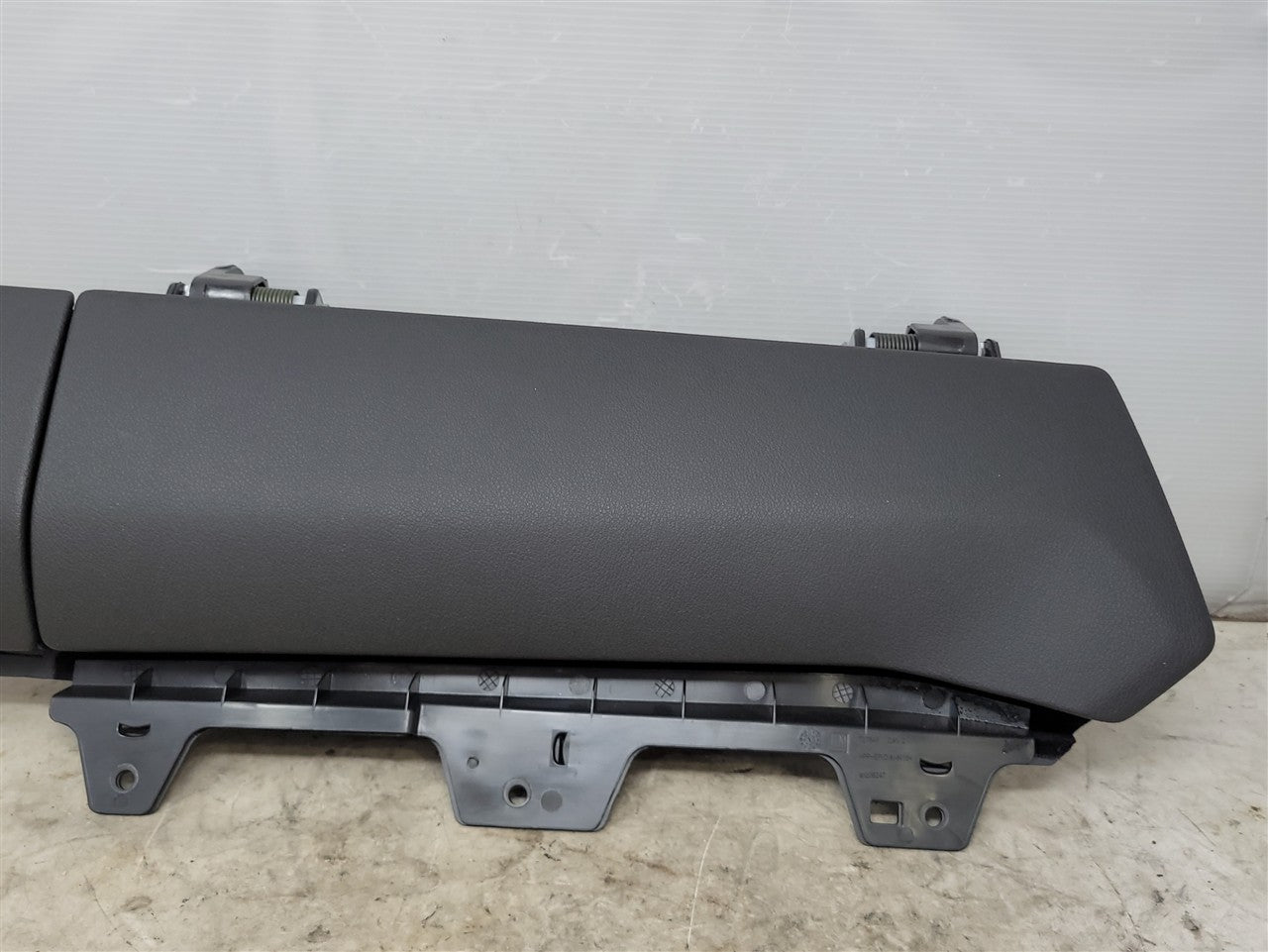 2023 SIERRA150 UPPER GLOVE BOX BLACK 85610051 34396 - image 4