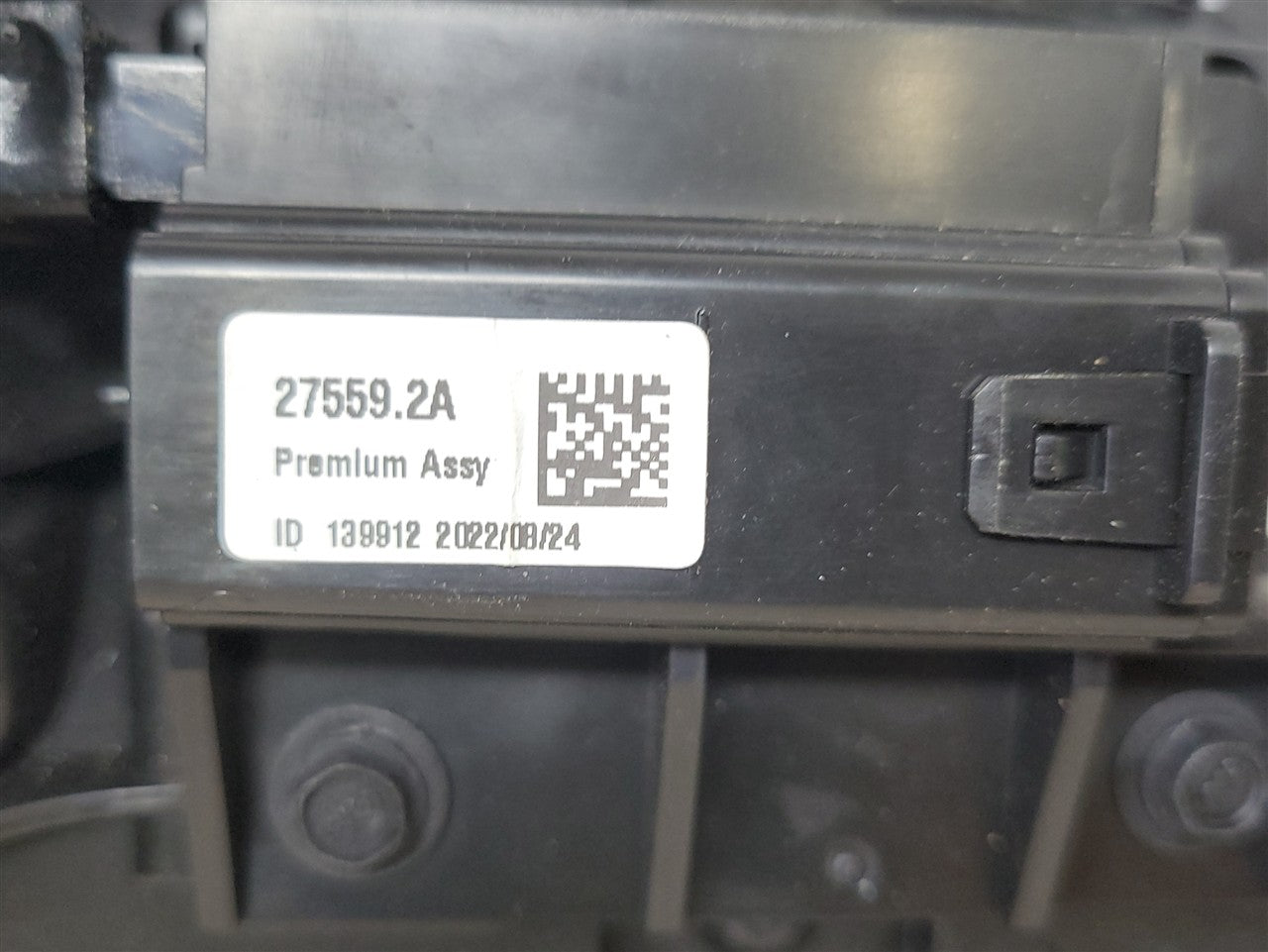 2023 SIERRA150 UPPER GLOVE BOX BLACK 85610051 34396 - image 11