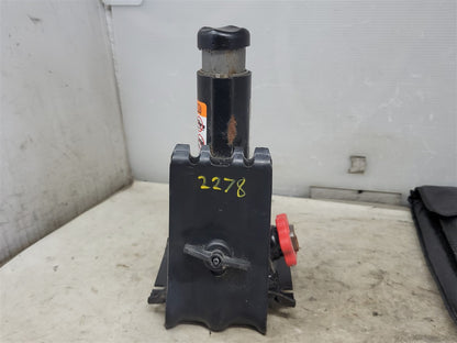 2023 SIERRA150 OEM JACK & TOOL KIT 34398 - image 5