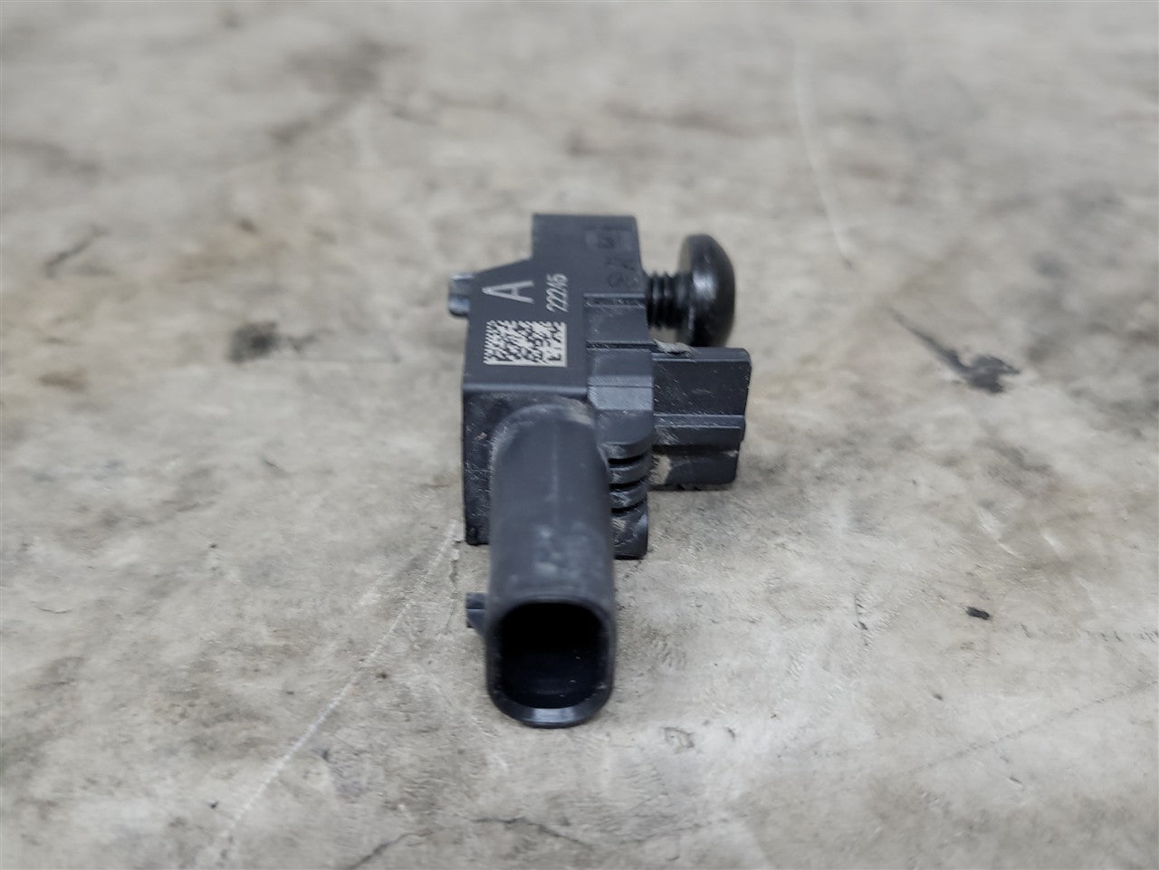 2023 SIERRA150 OEM CRASH SENSOR 13525285 34399 - image 3