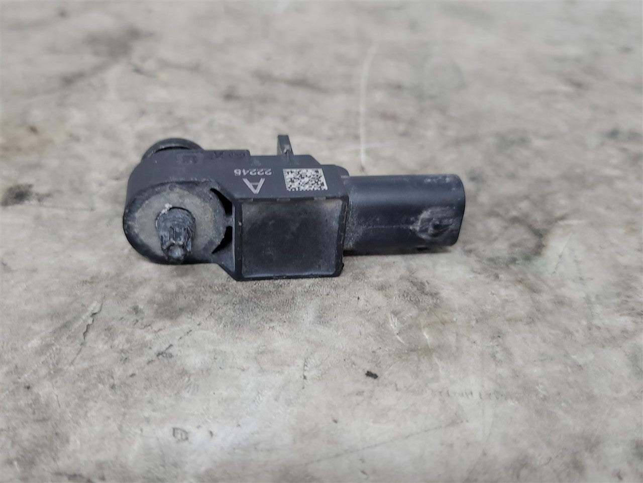 2023 SIERRA150 OEM CRASH SENSOR 13525285 34399 - image 4