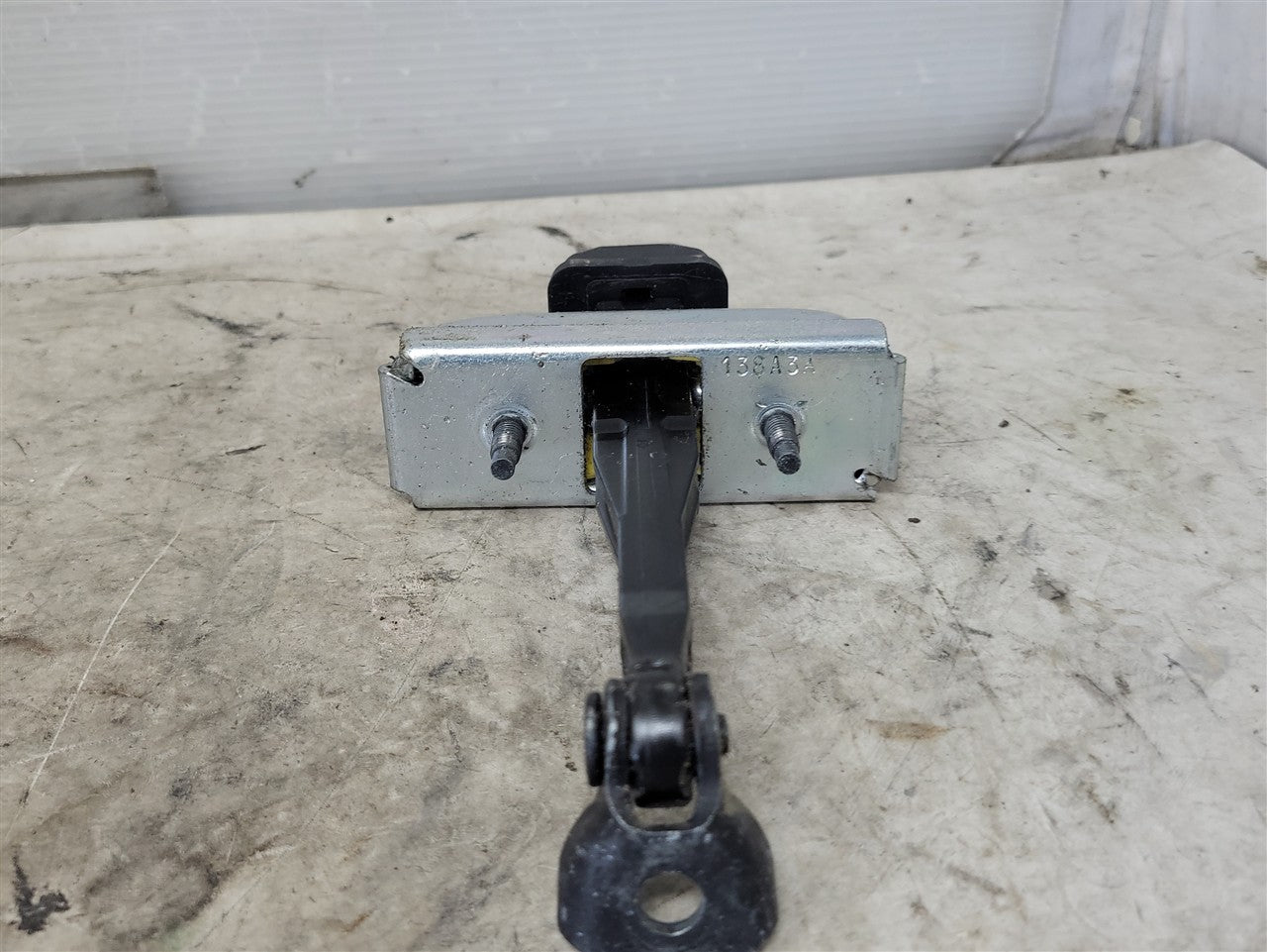 2023 SIERRA150 FRONT DOOR DETENT CHECK LINK 34402 - image 3