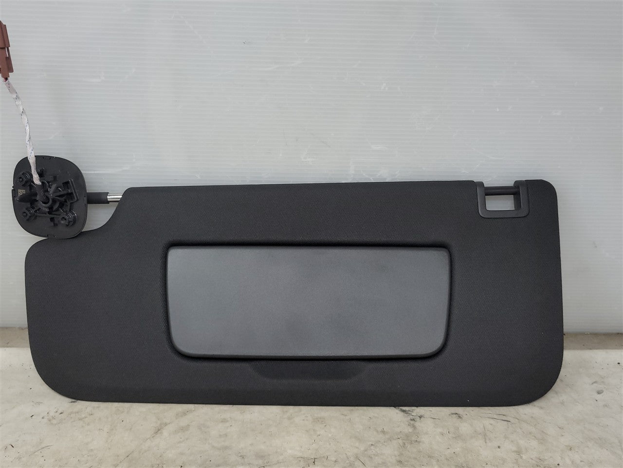 2023 SIERRA150 LH LIGHTED SUN VISOR BLACK AT4 34405 - image 1