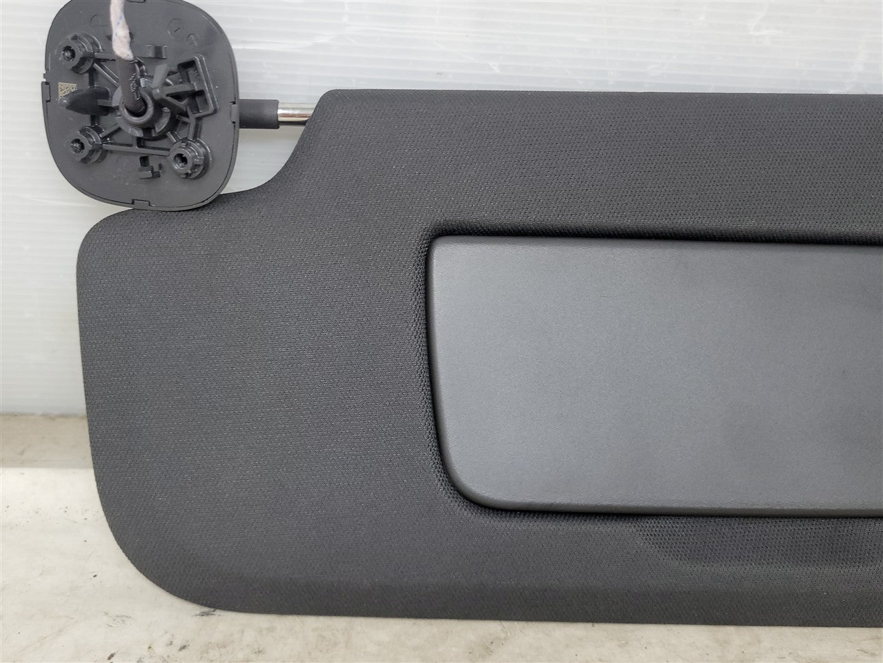 2023 SIERRA150 LH LIGHTED SUN VISOR BLACK AT4 34405 - image 3