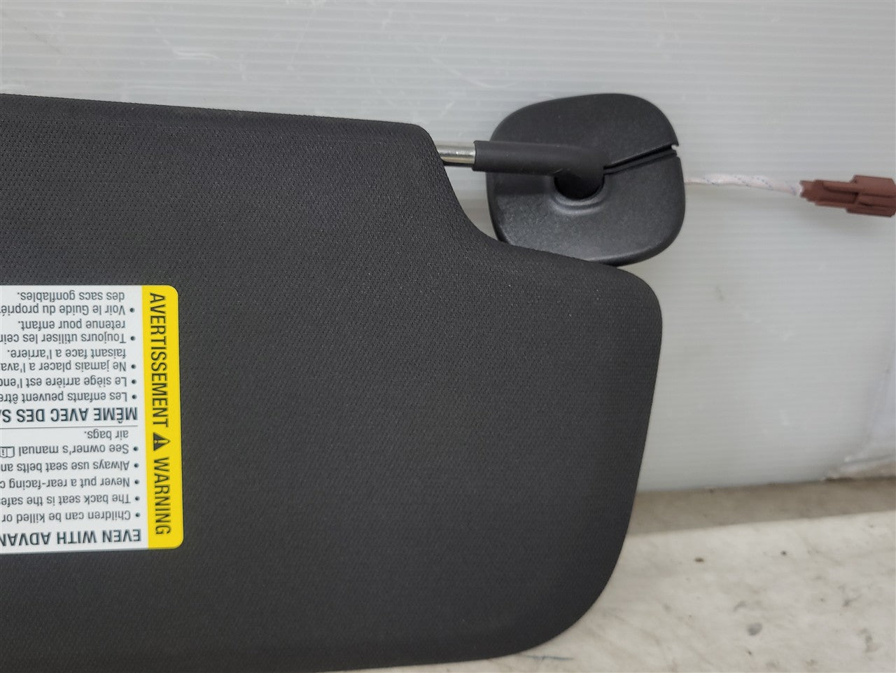 2023 SIERRA150 LH LIGHTED SUN VISOR BLACK AT4 34405 - image 8