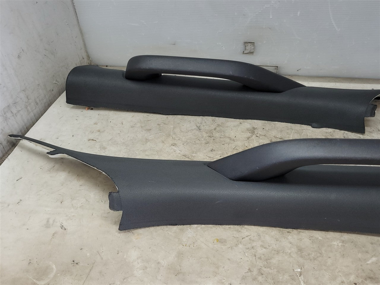 2023 SIERRA150 INTERIOR A PILLAR TRIM PAIR BLACK 34407 - image 6