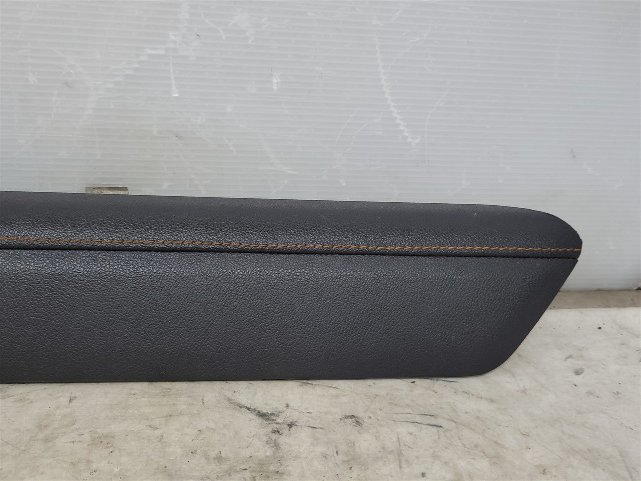 2023 SIERRA150 LH CONSOLE SIDE TRIM AT4 85619064 KALAHARI STITCHING 34410 - image 5