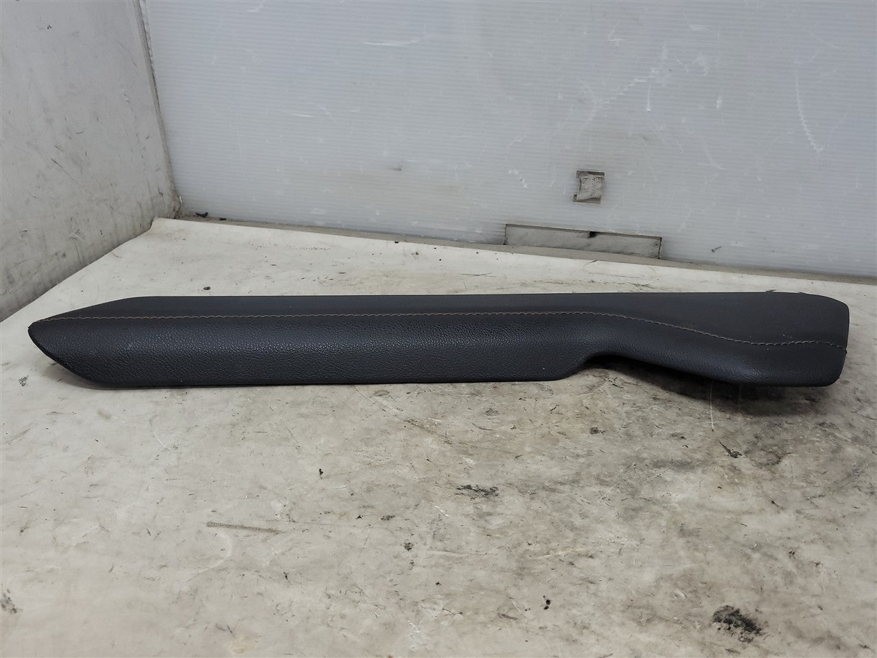 2023 SIERRA150 LH CONSOLE SIDE TRIM AT4 85619064 KALAHARI STITCHING 34410 - image 7