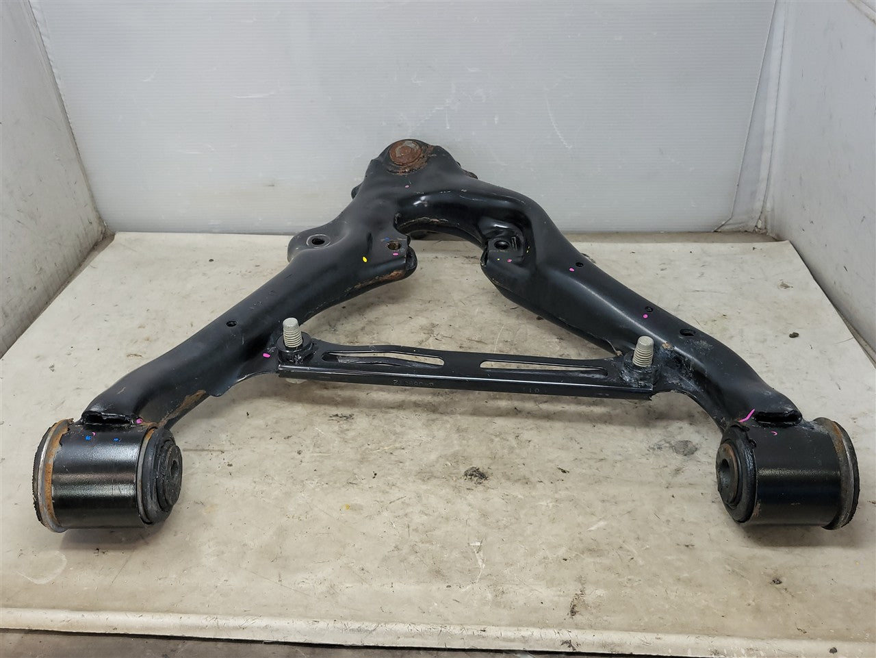 2023 SIERRA OEM LH FRONT LOWER CONTROL ARM 35K 34413 - image 8