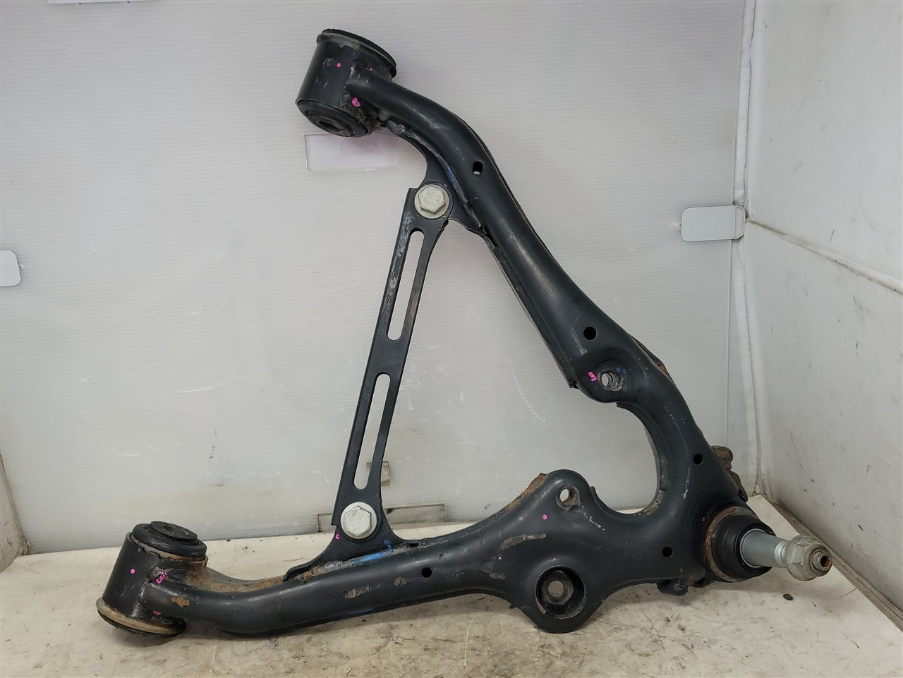 2023 SIERRA OEM LH FRONT LOWER CONTROL ARM 35K 34413 - image 10