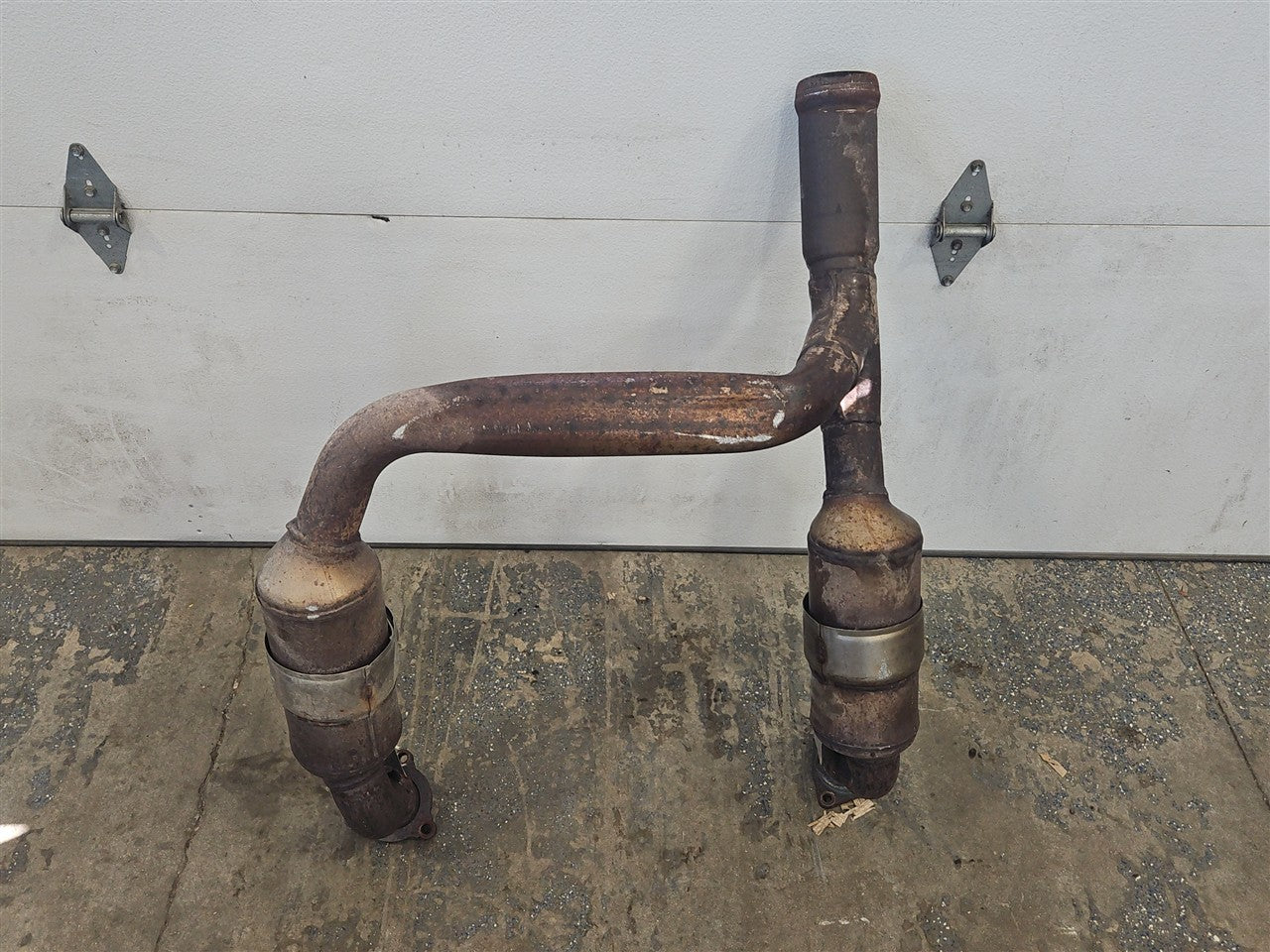 2023 SIERRA 6.2L OEM EXHAUST Y PIPE 35K MILES 34415 - image 6
