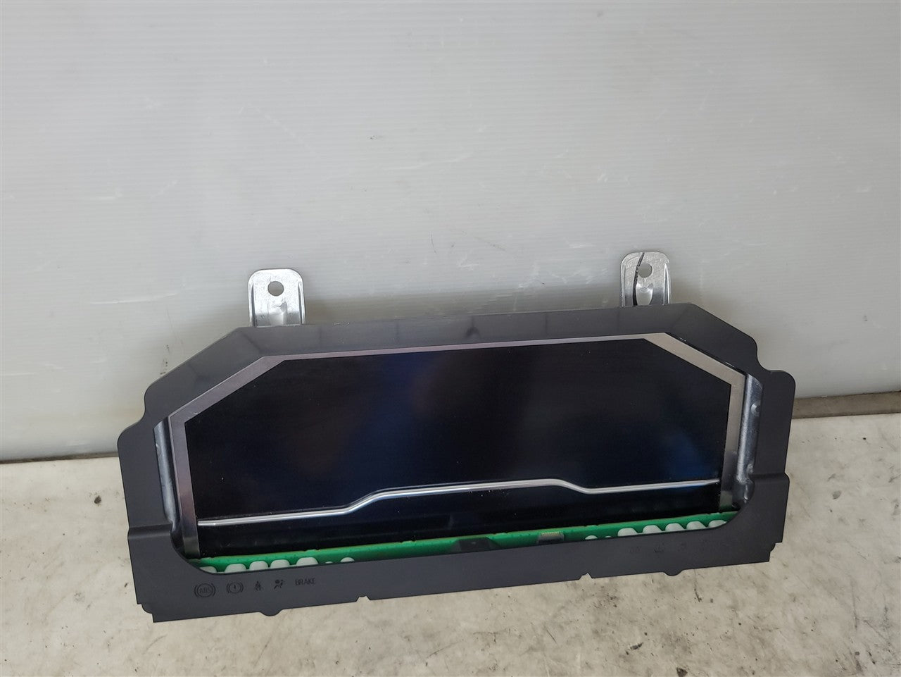 2023 SIERRA CLUSTER SPEEDOMETER 35K MI 86516848 34416 - image 4