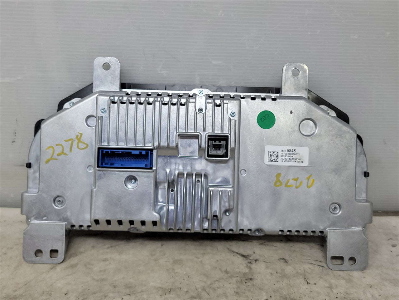 2023 SIERRA CLUSTER SPEEDOMETER 35K MI 86516848 34416 - image 11
