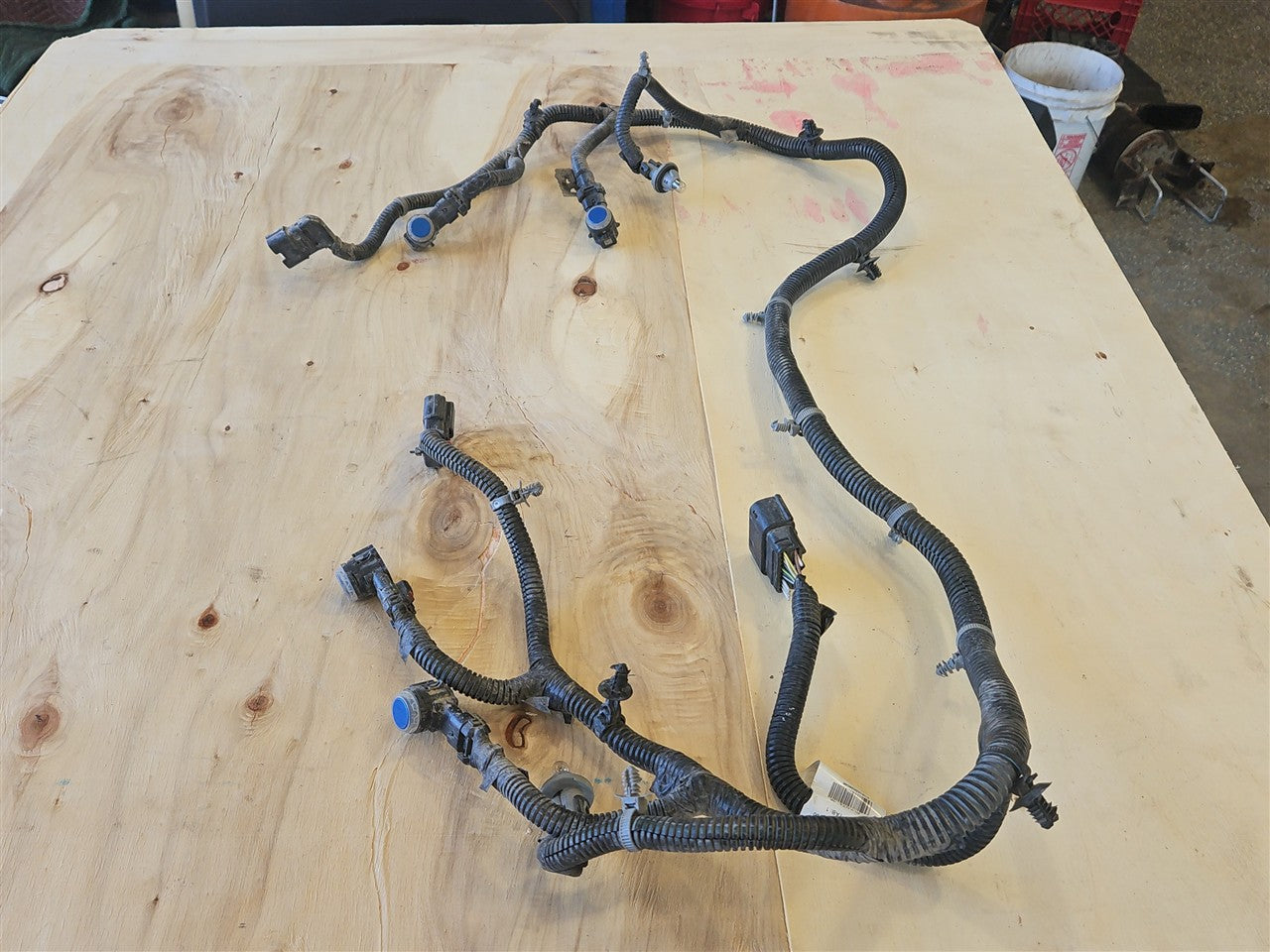 2023 SIERRA REAR BUMPER HARNESS W/PARK SENSORS BLUE GLT 34418 - image 4