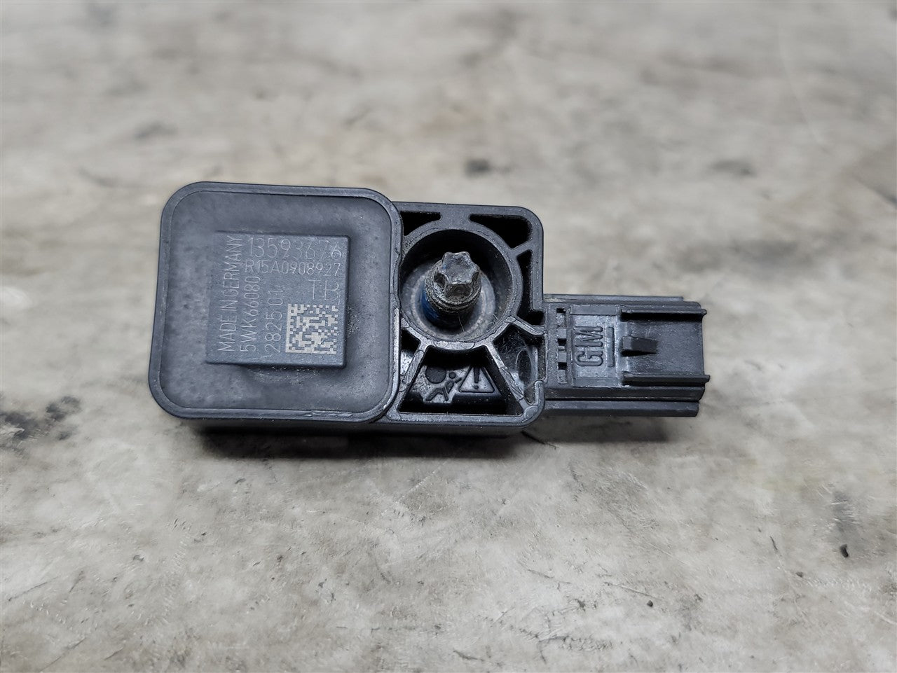 2016 CAMARO OEM GMC CHEVY CRASH SENSOR 13593676 34420 - image 3