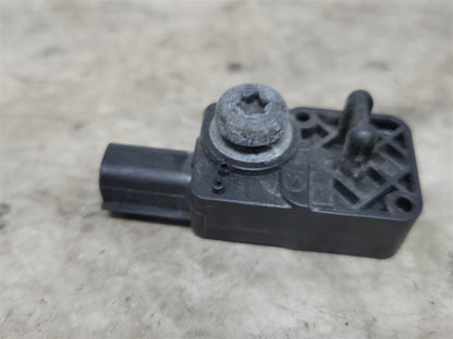 2016 CAMARO OEM GMC CHEVY CRASH SENSOR 13593676 34420 - image 7