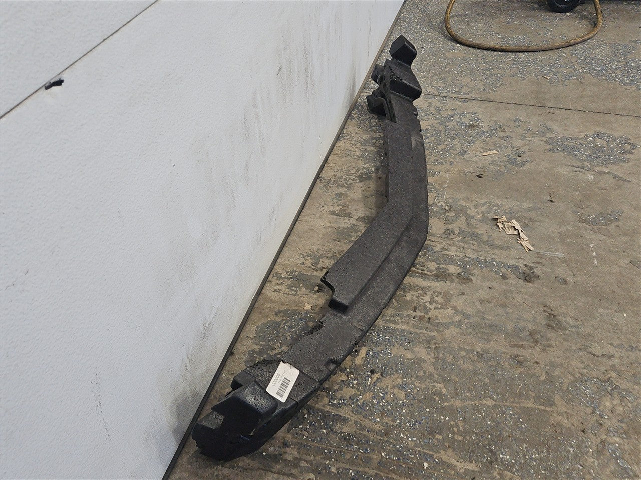 2016 CAMARO FRONT BUMPER FOAM ABSORBER 23386457 34433 - image 2