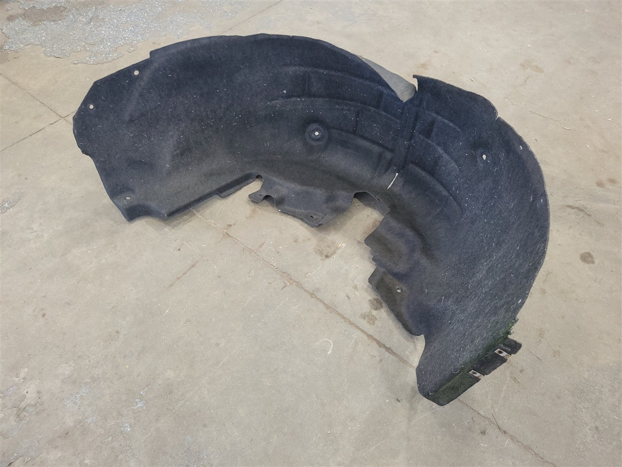 2016 CAMARO LH REAR WHEEL LINER SS 1LE A1Y 34436 - image 4