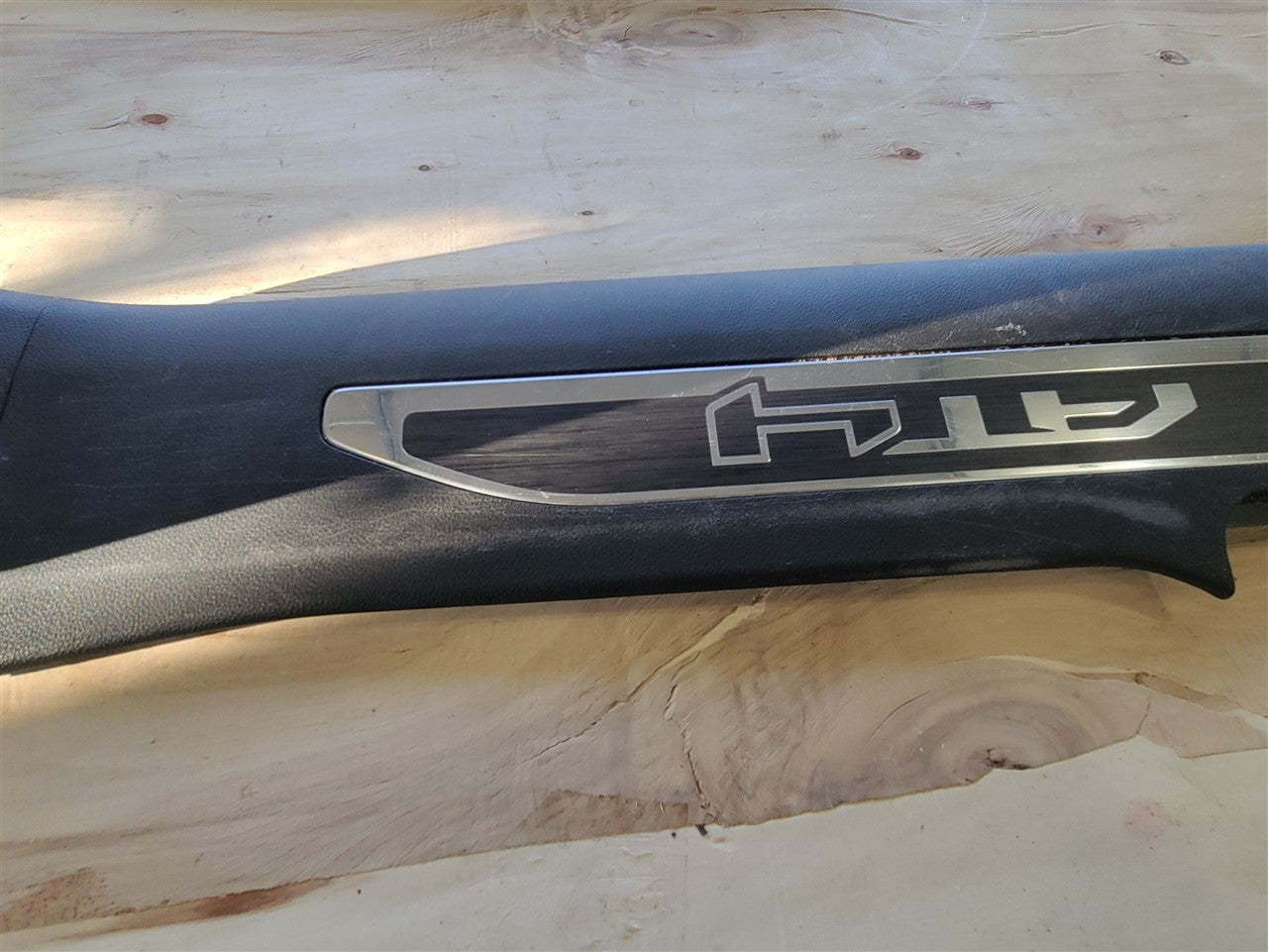 2023 SIERRA AT4 DOOR SILLS SCUFF PLATES TRIM 34449 - image 11