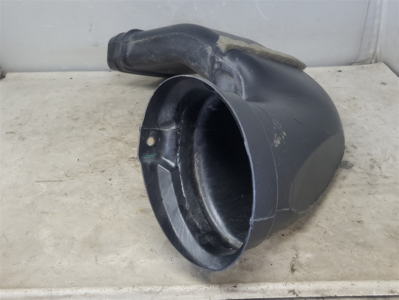2023 SIERRA AIR INTAKE INLET TUBE 84478598 34454 - image 9