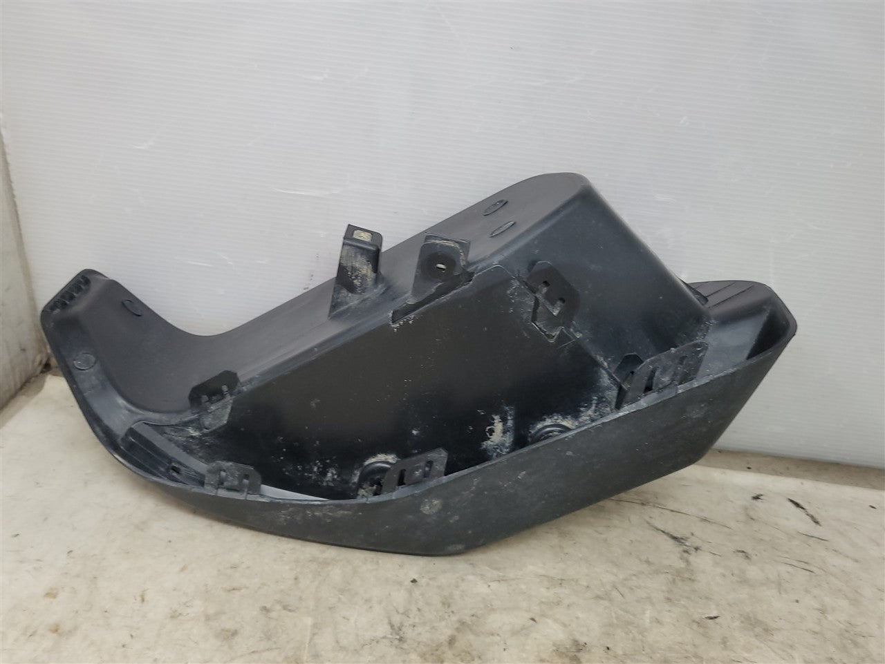 2023 SIERRA LH BUMPER STEP INSERT & PAD OEM 34462 - image 8