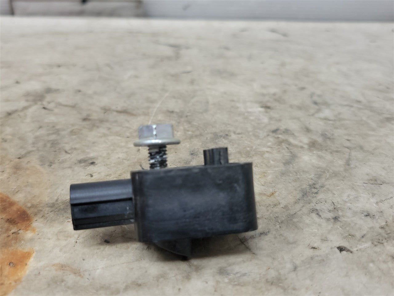 2023 SIERRA 13519412 FRONT DOOR CRASH SENSOR OEM 34464 - image 4