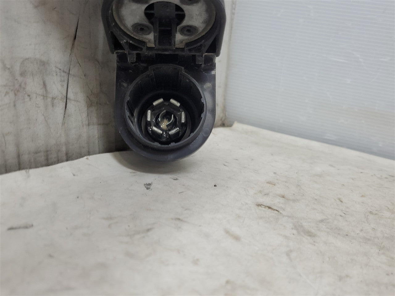 2023 SIERRA 7 PIN TRAILER PLUG DUAL CAMERA PLUGS 34466 - image 2