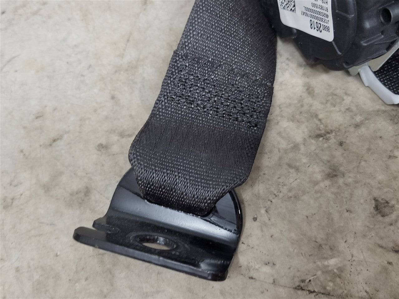 2023 SIERRA REAR DRIVER LH SEAT BELT RETRACTOR BLACK 34469 - image 5