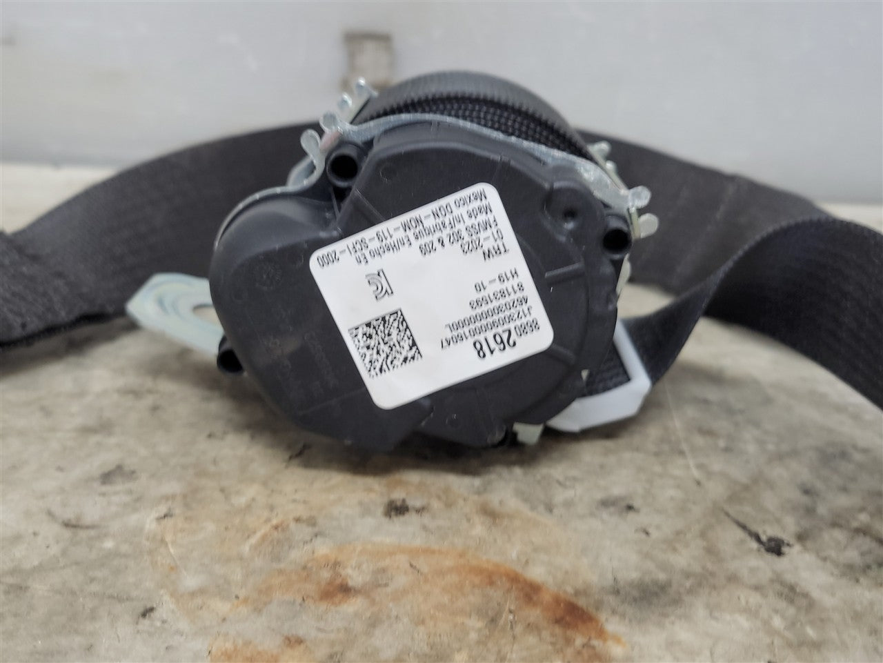 2023 SIERRA REAR DRIVER LH SEAT BELT RETRACTOR BLACK 34469 - image 7