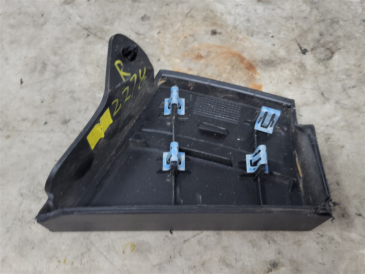 2023 SIERRA OEM RH TAILGATE CAP 84434831 34482 - image 6