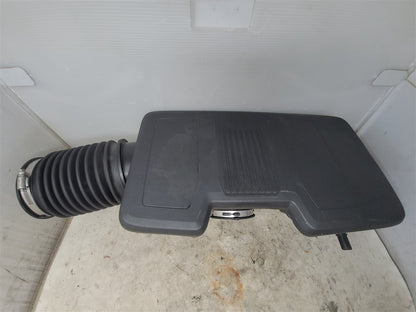 2023 SIERRA AIR CLEANER INTAKE TUBE 84467639 34484 - image 2