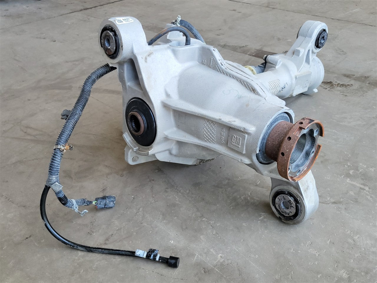Used OEM 2023 SIERRA FRONT AXLE 3.23 GU5 RATIO AANG 35K, actual item photo 5