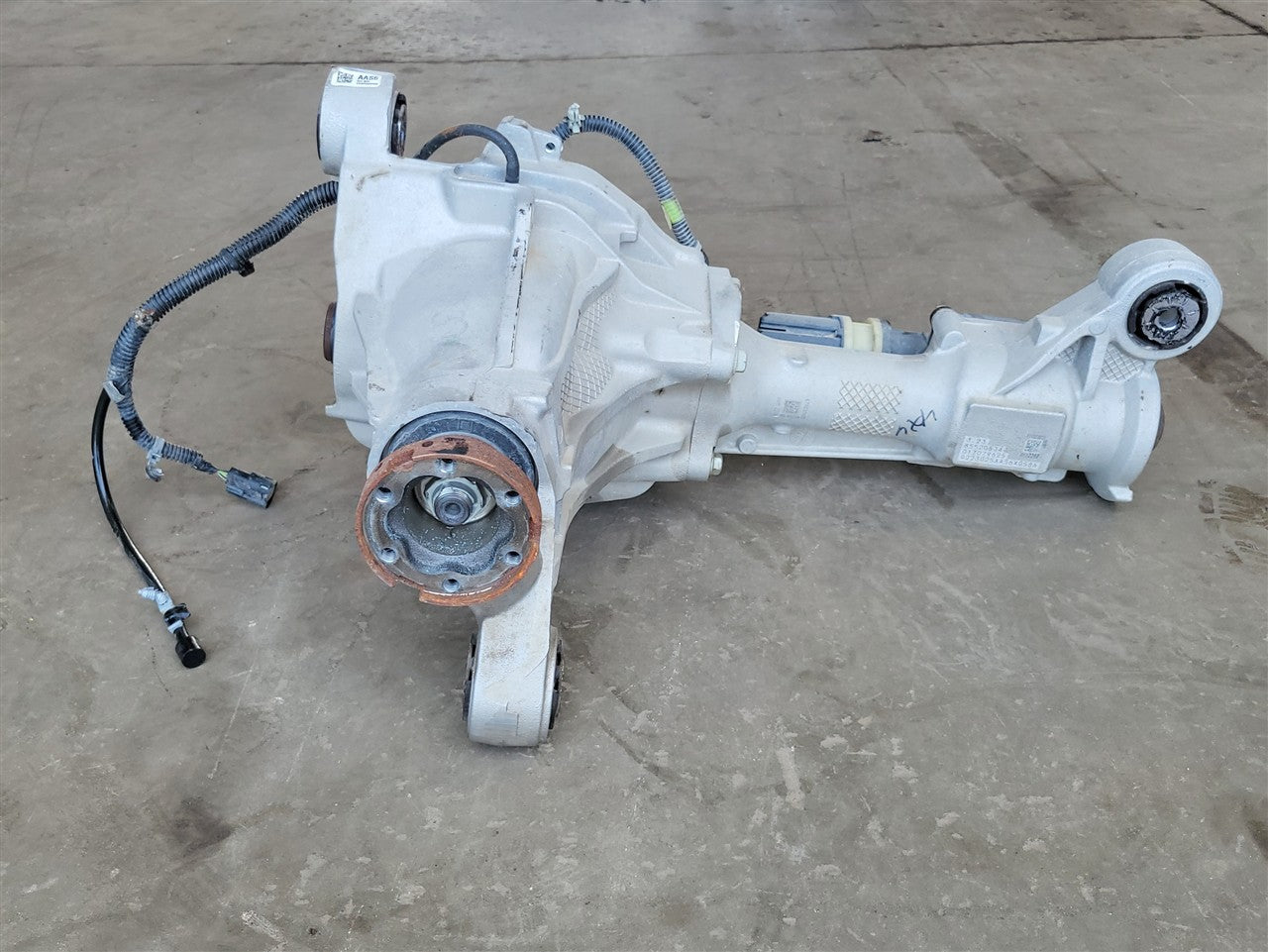Used OEM 2023 SIERRA FRONT AXLE 3.23 GU5 RATIO AANG 35K, actual item photo 6