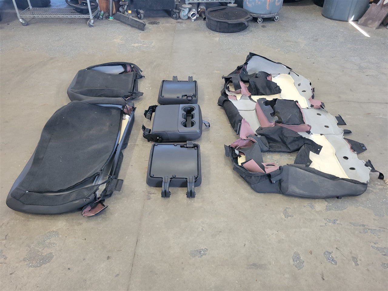 2023 SIERRA REAR AT4 SEAT COVERS BLACK WITH KALAHARI ACCENTS 34487 - image 19