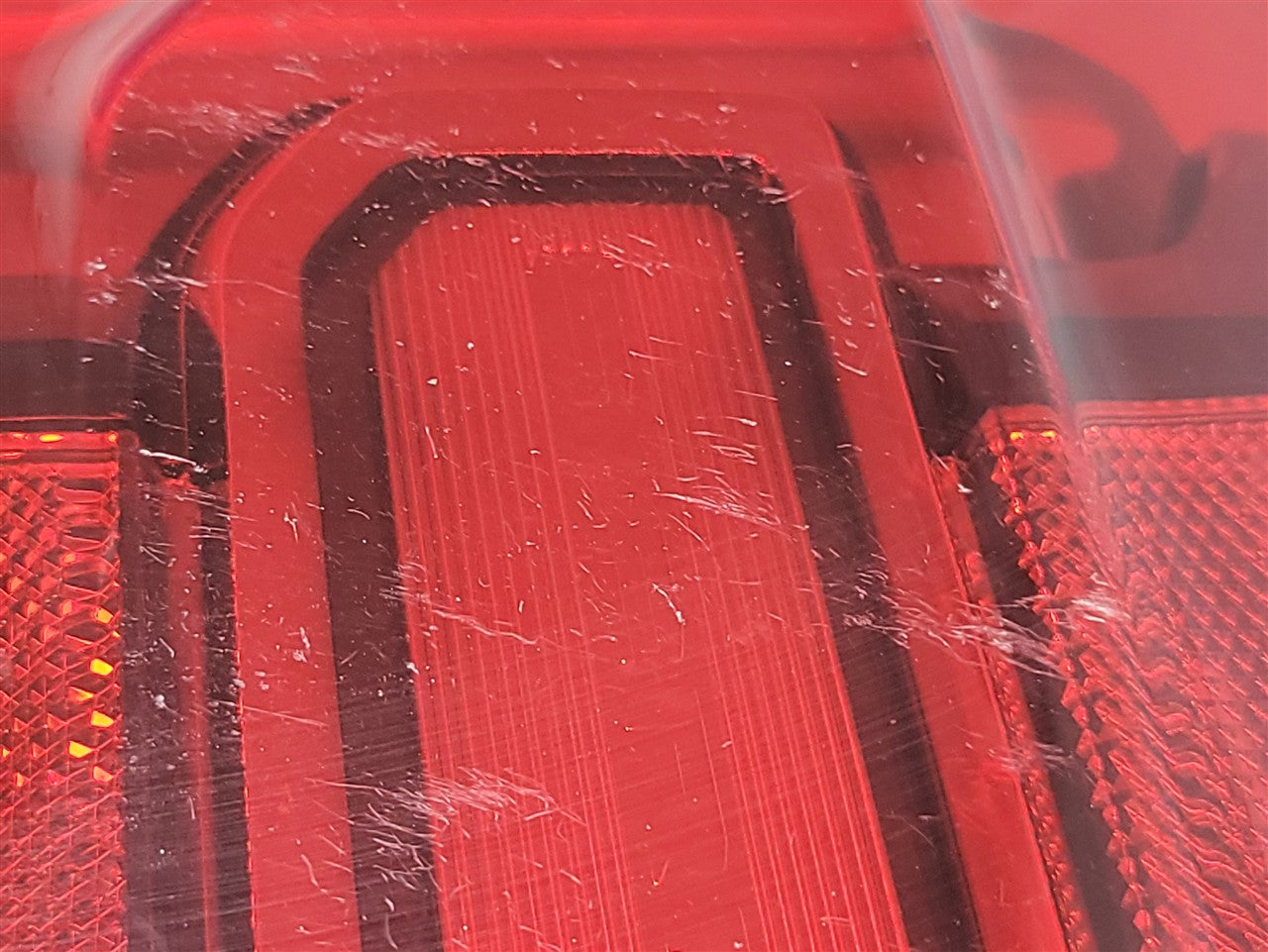 2023 SIERRA RH TAIL LAMP LEDS TESTED GOOD 35K 34489 - image 11