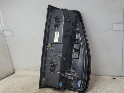 2023 SIERRA RH TAIL LAMP LEDS TESTED GOOD 35K 34489 - image 14
