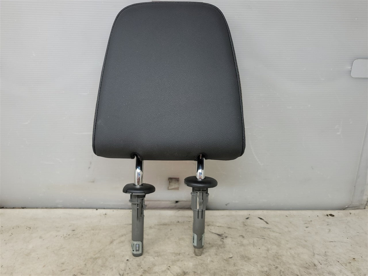 2023 SIERRA AT4 REAR SEAT HEADREST LH OR RH SIDE 34491 - image 1