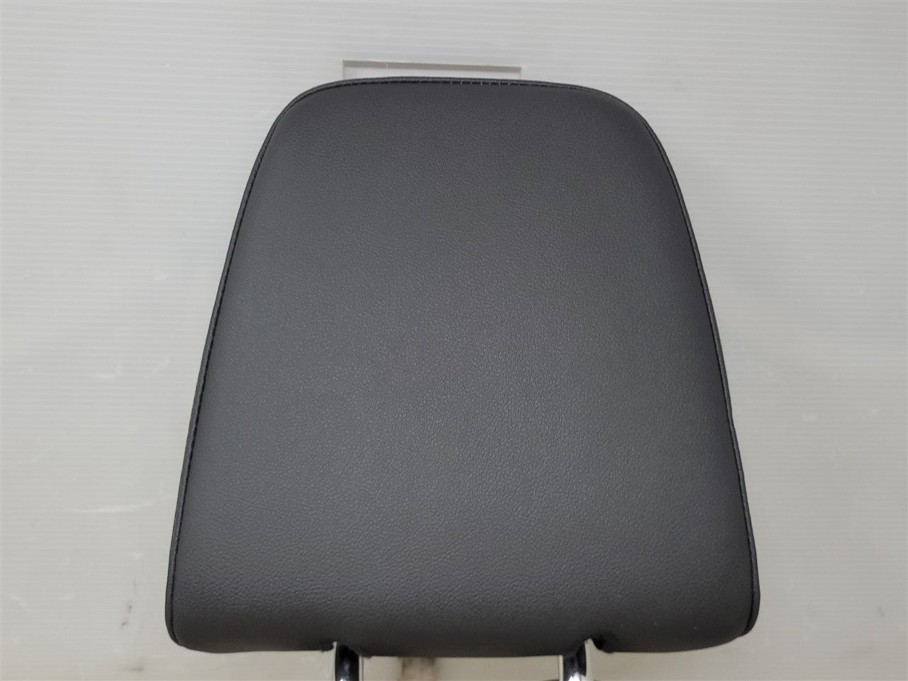2023 SIERRA AT4 REAR SEAT HEADREST LH OR RH SIDE 34492 - image 4