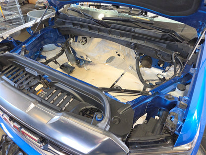 2023 SIERRA FRONT CLIP AT4 BLUE GLT SCRATCHES ON UPPER BUMPER 34494 - image 29