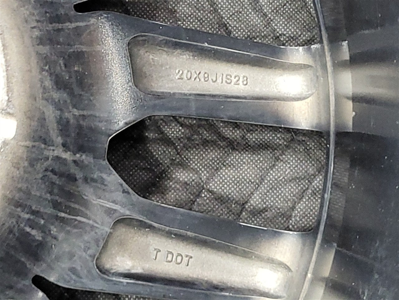 Used OEM 2023 SIERRA AT4 20" WHEEL BLACK WITH MACHINED FACE 23376228, actual item photo 15