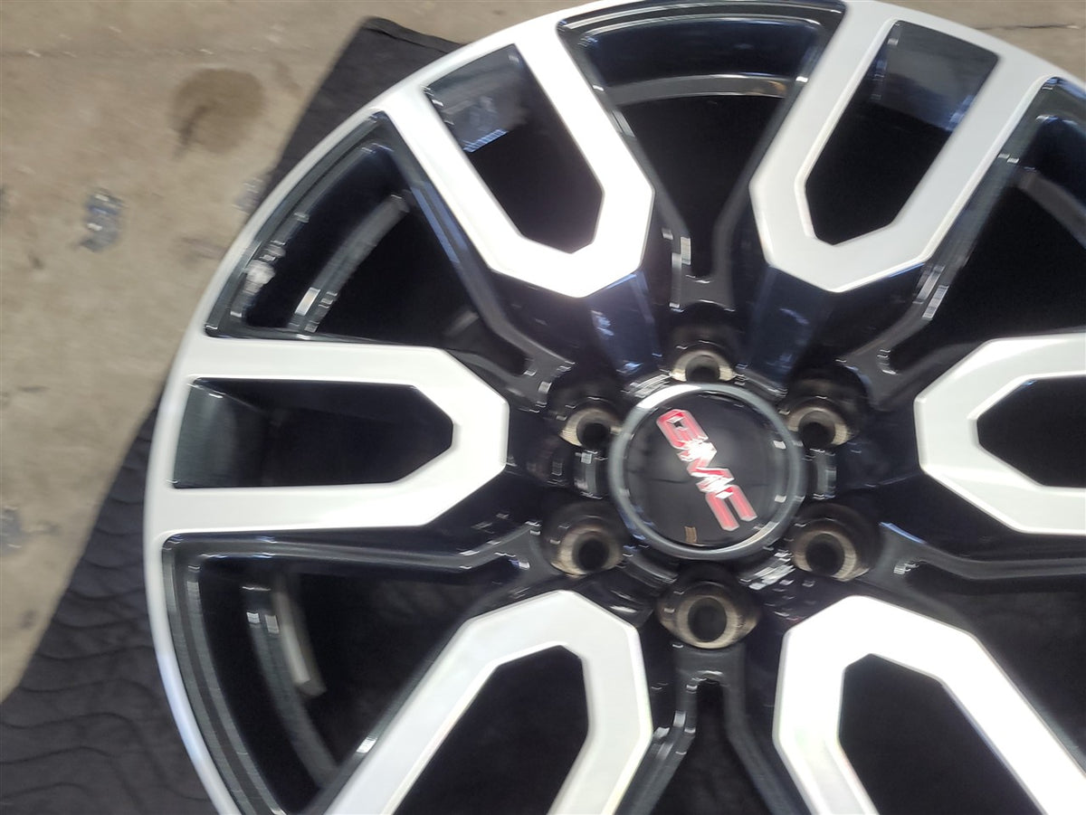 Used OEM 2023 SIERRA AT4 20" WHEEL BLACK WITH MACHINED FACE 23376228, actual item photo 12