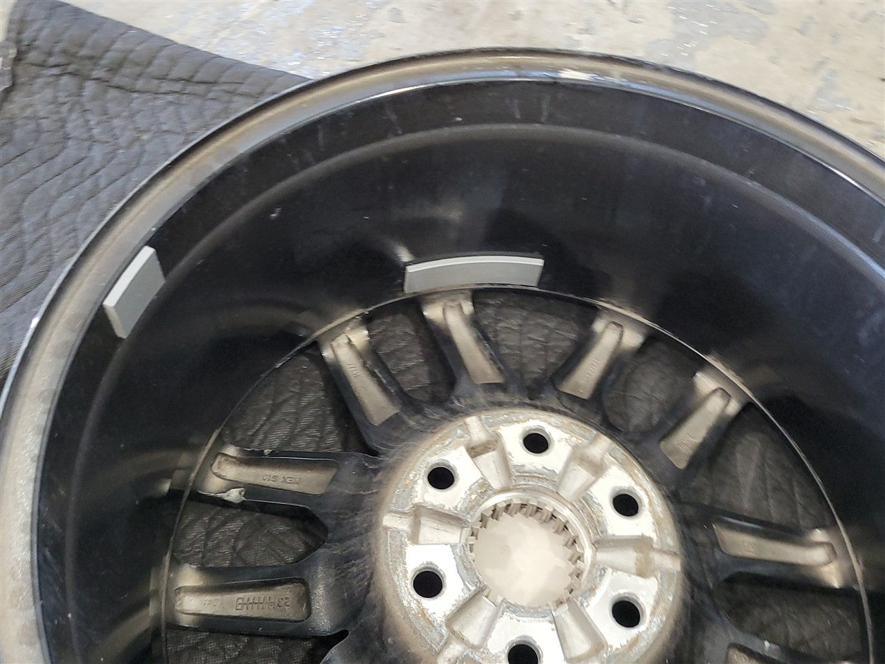 Used OEM 2023 SIERRA AT4 20" WHEEL BLACK WITH MACHINED FACE 23376228, actual item photo 16