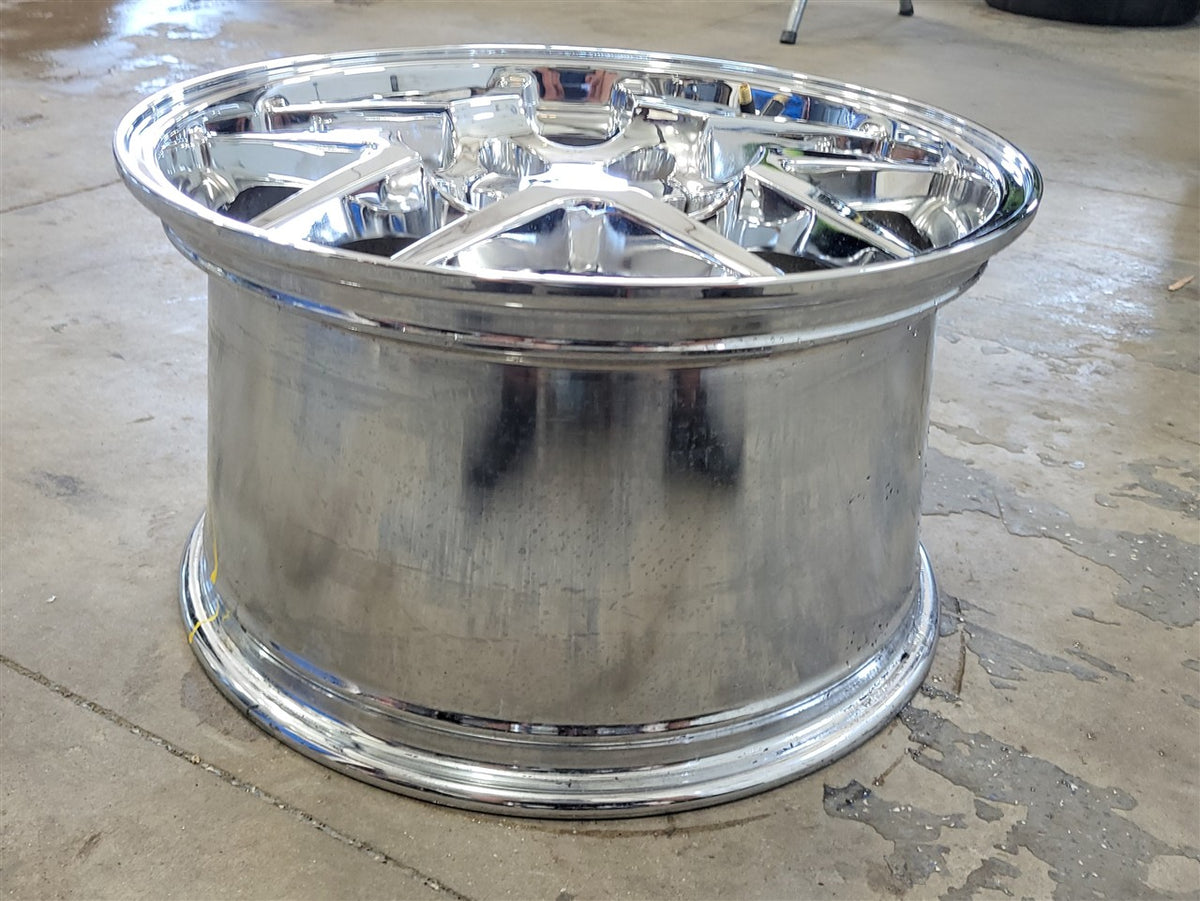 Used OEM 1999 CORVETTE FRONT Z06 17" 17X9.5 WHEEL RIM. 09593804, actual item photo 7